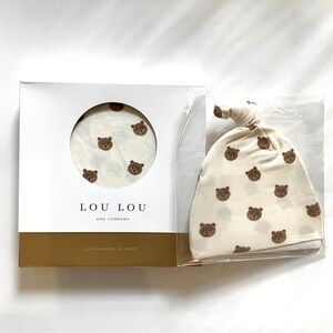 Lou Lou & Company Swaddle Blanket and Top Knot Hat, Teddy